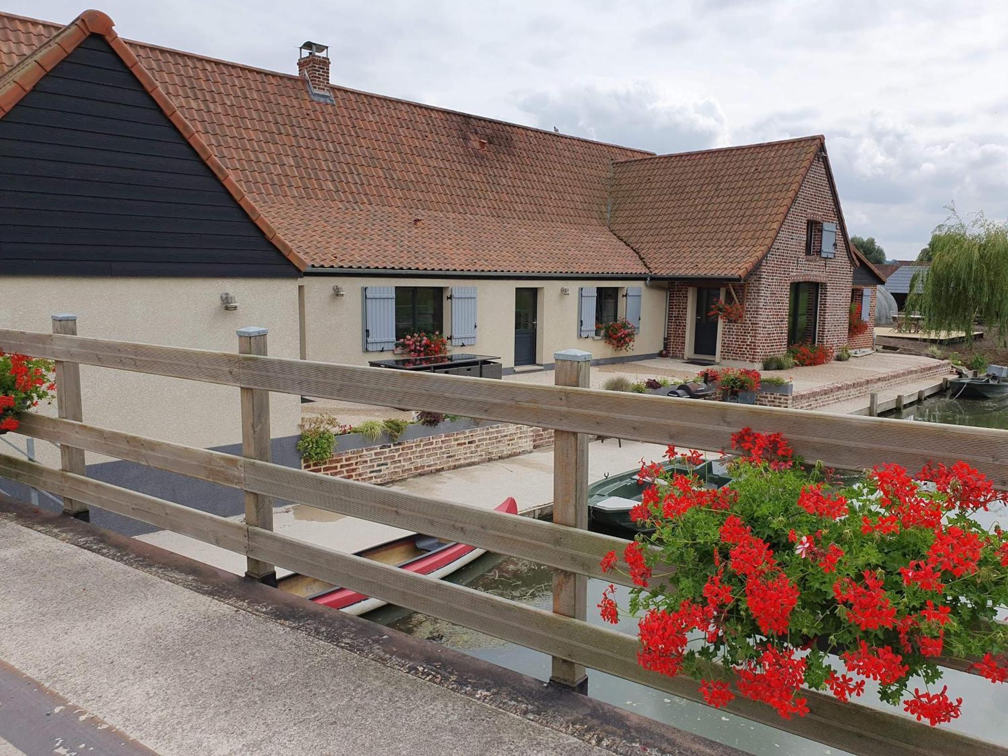 Au Chemin Du Paradis Gite De 10 Personnes 4 Etoiles Saint-Martin-Lez-Tatinghem エクステリア 写真