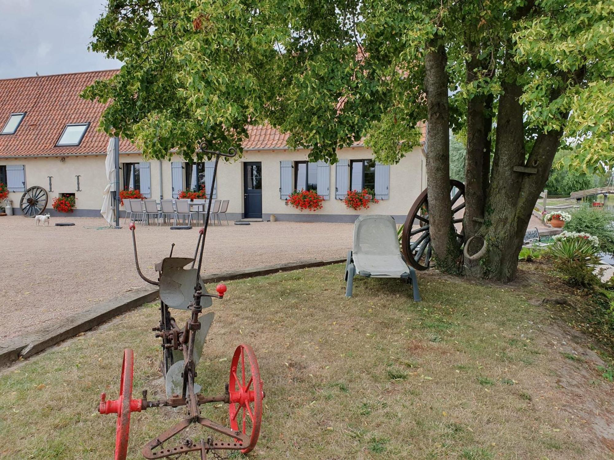 Au Chemin Du Paradis Gite De 10 Personnes 4 Etoiles Saint-Martin-Lez-Tatinghem エクステリア 写真